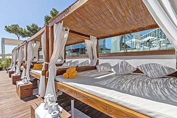 Nikki Beach, Calvia Beach terrace